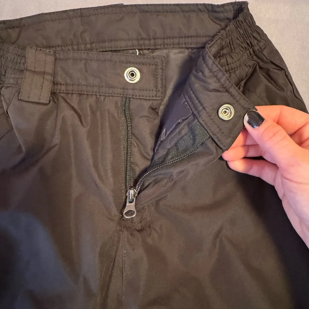 Vertical 9 Snow Pants Kids size XXS/ 4/5 solid black boys or girls kids‎